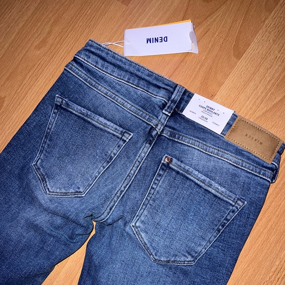 NEW SKINNY JEANS - Picture 4 of 4